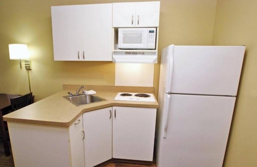 Amherst Hotel | Studio 6 Corporate Extended Stay Buffalo Amherst NY