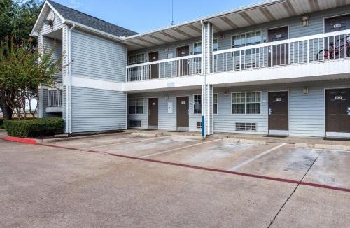 Dallas Hotel | Studio 6-Dallas, TX - Northwest