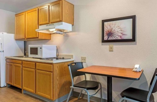 El Dorado West Hotel | Studio 6 Extended Stay El Paso East TX