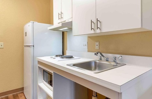 Eagan Hotel | Studio 6 Extended Stay Minneapolis Airport Eagan MN