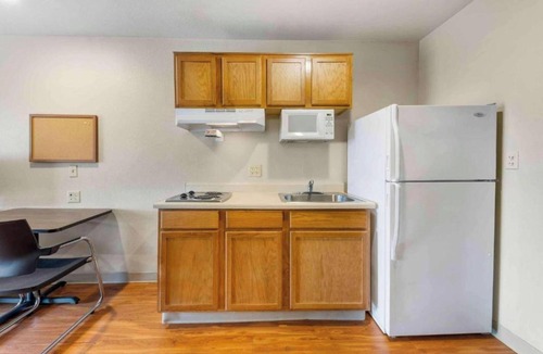 Norman Hotel | Studio 6 Extended Stay Oklahoma City Norman OK