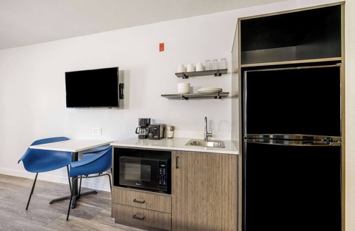 Fort Worth Hotel | Studio 6 Fort Worth, TX -Stockyards East