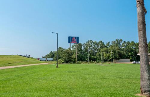 Hammond Hotel | Studio 6 Hammond, LA I12 I55