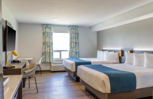Hornepayne Hotel | Studio 6 Hornepayne, ON