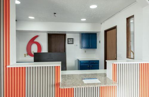Limon Hotel | Studio 6 Limon, CO I 70