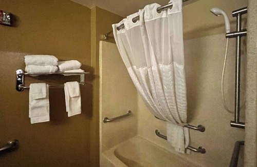 Ellendale Hotel | Studio 6 Memphis, TN – East Memphis