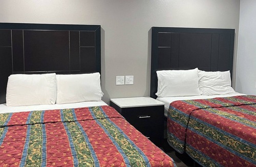 Dimond Hotel | Studio 6 – Oakland, CA – San Francisco Berkeley Area