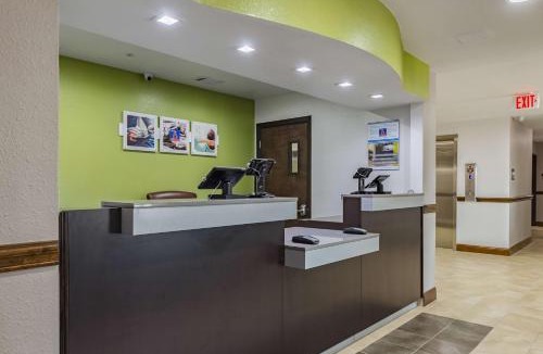 Plano Hotel | Studio 6-Plano, TX