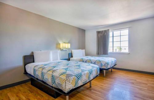 Port Arthur Hotel | Studio 6-Port Arthur, TX - SE