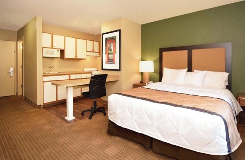 Tougaloo Hotel | Studio 6 Suites Jackson Ridgeland MS