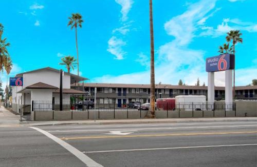 Carousel Hotel | Studio 6 Suites San Bernardino, CA