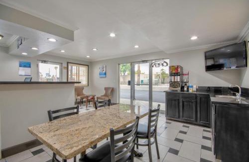 Carousel Hotel | Studio 6 Suites San Bernardino, CA