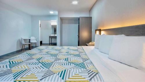 Texarkana Hotel | Studio 6 Texarkana TX