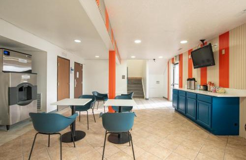 Limon Hotel | Studio 6