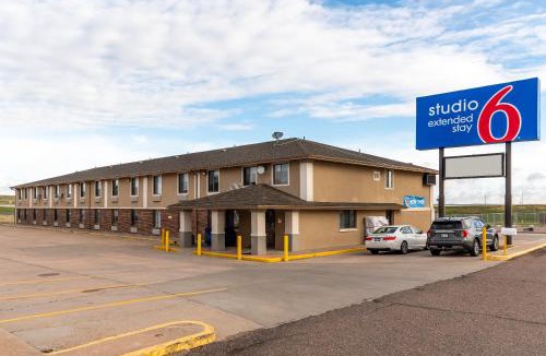 Limon Hotel | Studio 6