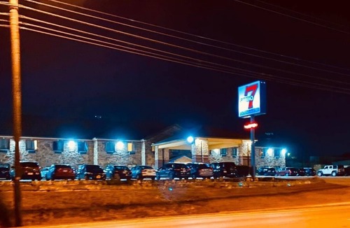 Harker Heights Hotel | Studio 7 Extended Stay