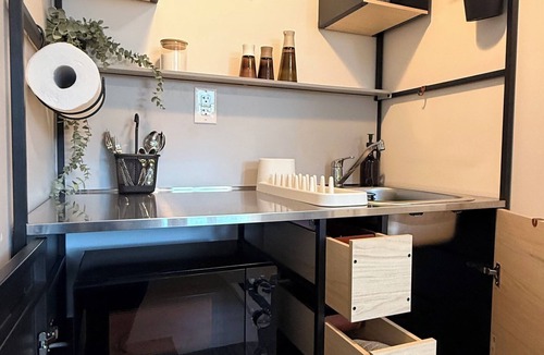 Winkler Apartment | Studio 7 – Mighty, Modern, Fully Equipped