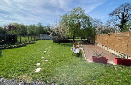 Saint-Amand-les-Eaux Apartment | Studio 700 metres from the spa