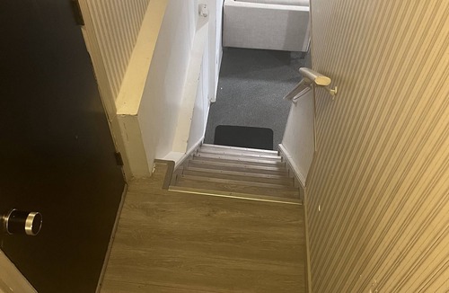 Floral Park Apartment | Studio 8 min walk to UBS arena