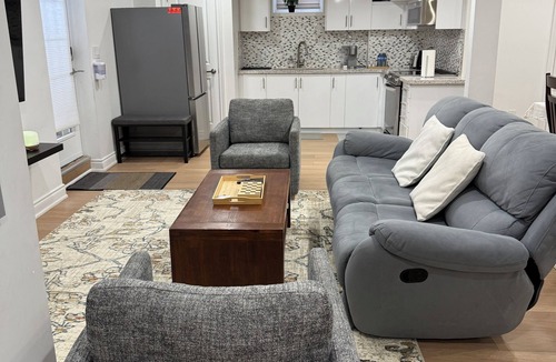 Mount Pleasant Apartment | Studio 8848 - 3 Bedroom Basement Apartment - Oasis in Suburban