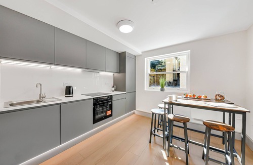 Little Venice Apartment | Studio 9 @ OneStay Maida Vale