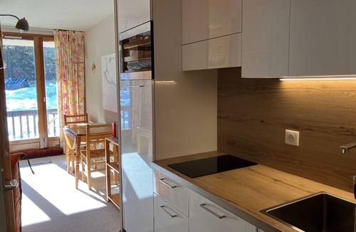 Saint-Etienne-de-Tinee Apartment | Studio Auron - Hailstones