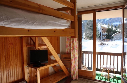 Saint-Etienne-de-Tinee Apartment | Studio Auron - Hailstones