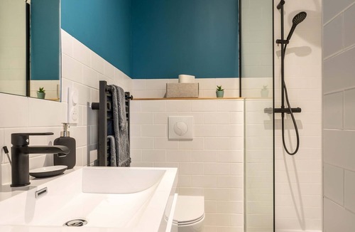 La Roche-sur-Yon Apartment | Studio A, in the center of town, cosy and warm.