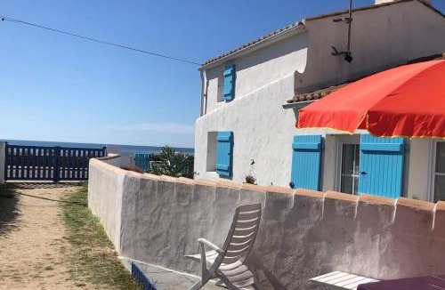 La Gueriniere Apartment | STUDIO A LA PLAGE 20m Belle vue