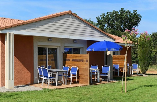 Salleles-d'Aude Apartment | Studio | Accès 2 Piscines + Parking!