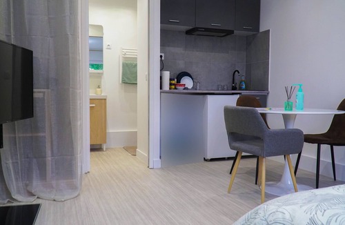 Les Noyers Apartment | Studio Agréable