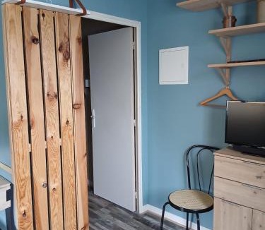 Questembert Apartment | Studio aménagé pour 2 personnes, indépendant