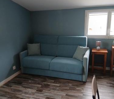 Questembert Apartment | Studio aménagé pour 2 personnes, indépendant