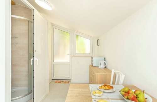 Pile Apartment | Studio Amy - One Bedroom Apartment, Sleeps 2