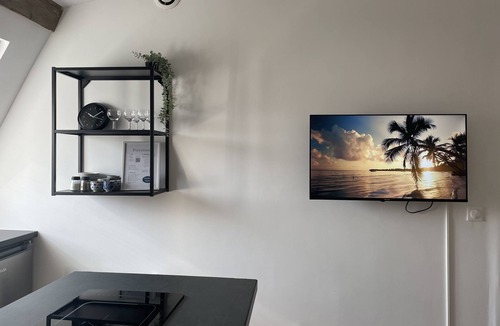 Douai Apartment | Studio Anchin - Spacious and modern