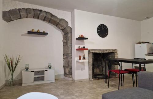 Riom Apartment | Studio Angela