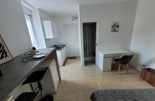 Saint-Serge Apartment | Studio Angers Chalouère