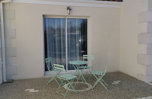 Champniers Apartment | Studio Angouleme Nord