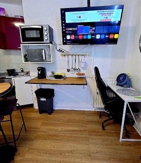 Port Marianne Apartment | Studio Antigone centre ville