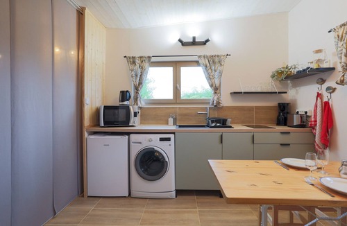 Tredrez-Locquemeau Apartment | Studio Apartment 'Mimi's Penty' with Sea View, Private Terrace and Wi-Fi