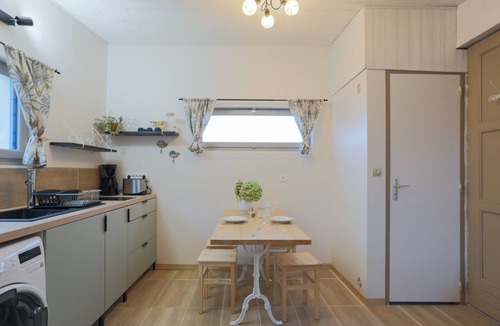 Tredrez-Locquemeau Apartment | Studio Apartment 'Mimi's Penty' with Sea View, Private Terrace and Wi-Fi