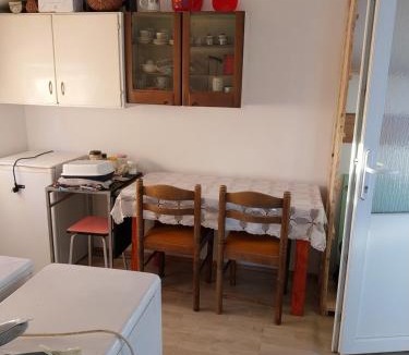 Donji Karin Apartment | Studio apartman u ruralnom okruženju