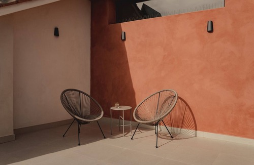Old Town Apartment | Studio Apartment Pau Suites