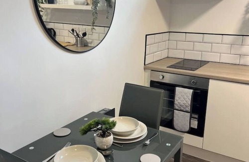 Wolverhampton Apartment | Studio Apartment - 2 Guests
