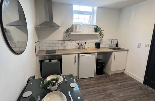 Wolverhampton Apartment | Studio Apartment - 2 Guests