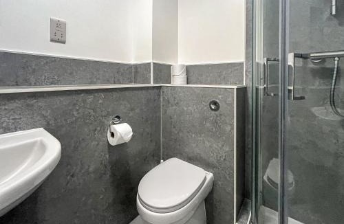 Hailsham Apartment | Studio Apartment 6 - Uk48706