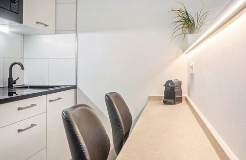 Parsberg Apartment | Studio Apartment '7' with Wi-Fi