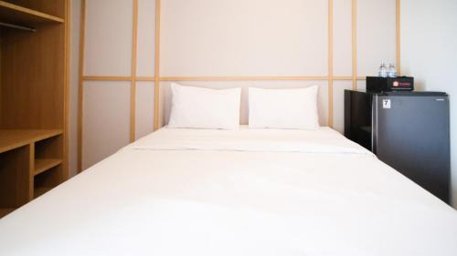 Sidoarjo Apartment | Studio Apartment at Suncity Residence Sidoarjo near Suncity Mall By Travelio