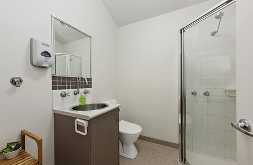 Golden Point Apartment | Studio Apartment | Ideal for couples and individuals
