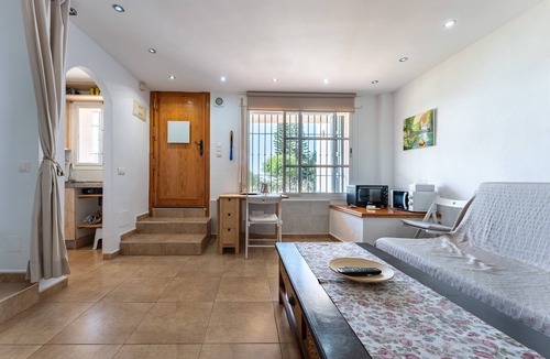 El Faro Apartment | Studio Apartment 'Casa María' with Shared Pool, Private Terrace and Shared Garden